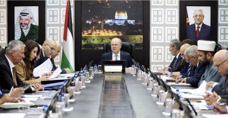 مجلس الوزراء: العمل جارِ لتأمين صرف دفعة من الرواتب مطلع الأسبوع القادم