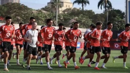 الأهلي يستبعد 10 لاعبين قبل مواجهة زد في الدوري المصري