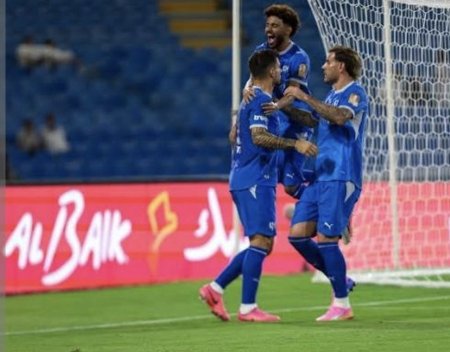 الهلال والخليج اليوم.. موعد المباراة والقنوات الناقلة والتشكيل المتوقع