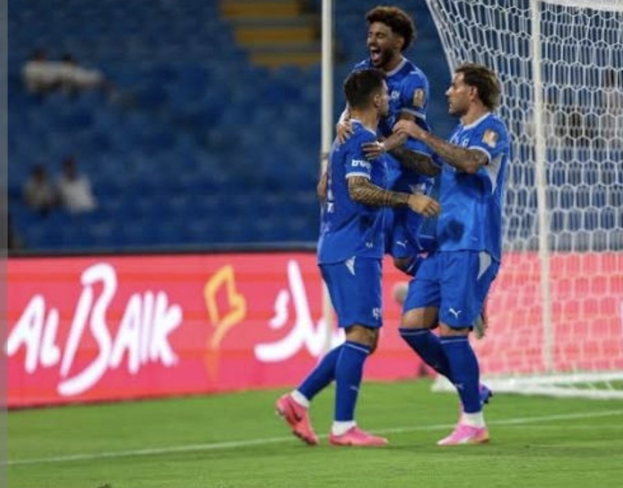 الهلال والخليج اليوم.. موعد المباراة والقنوات الناقلة والتشكيل المتوقع
