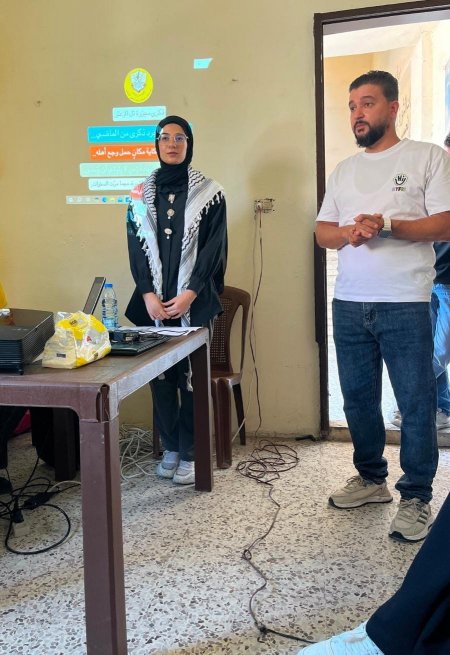 المكتب الطلابي الحركي في نهر البارد يحيي ذكرى مجزرة ونكبة مخيم تل الزعتر بمحاضرة تثقيفية