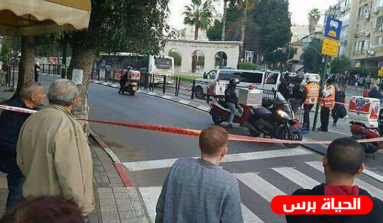 صورة ,, علم فلسطين يسبب الإرباك في بتاح تكفا 