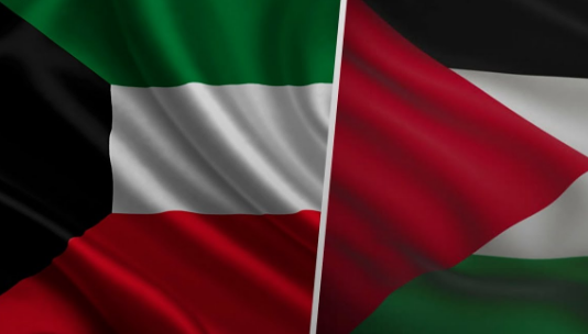 السفير أبو زيد يكرم رئيس مجلس الأمة الكويتي
