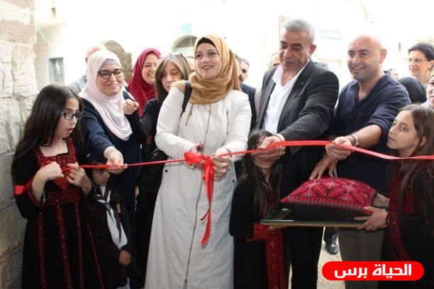 التربية تفتتح مركز عرابة لتعليم الشباب والكبار مدى الحياة