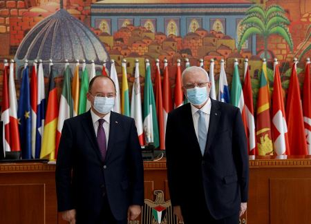 Romania affirms support for peacemaking based on two-state solution