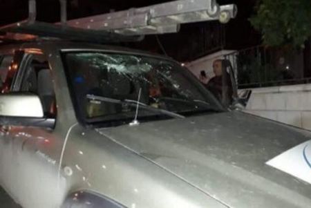 Israeli settlers attack Palestinian vehicles near Nablus 