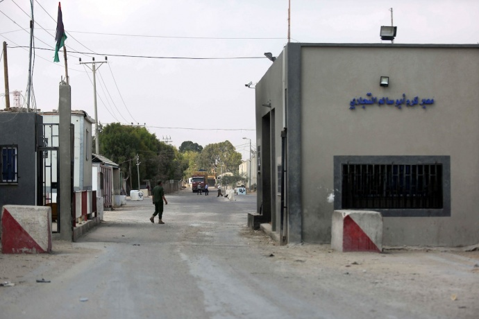 الاحتلال يفرض إغلاقاً على الضفة وغزة حتى الخميس