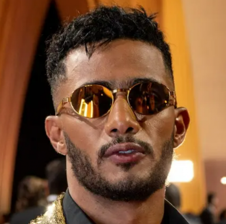 محمد رمضان يكشف عن سبب زيارته لرومانيا