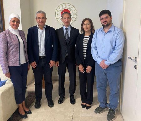 رئيس بلدية صيدا ومديرة المستشفى التركي في صيدا زارا السفير التركي في لبنان على رأس وفد والبحث تناول تعزيز التعاون ودعم المستشفى التركي