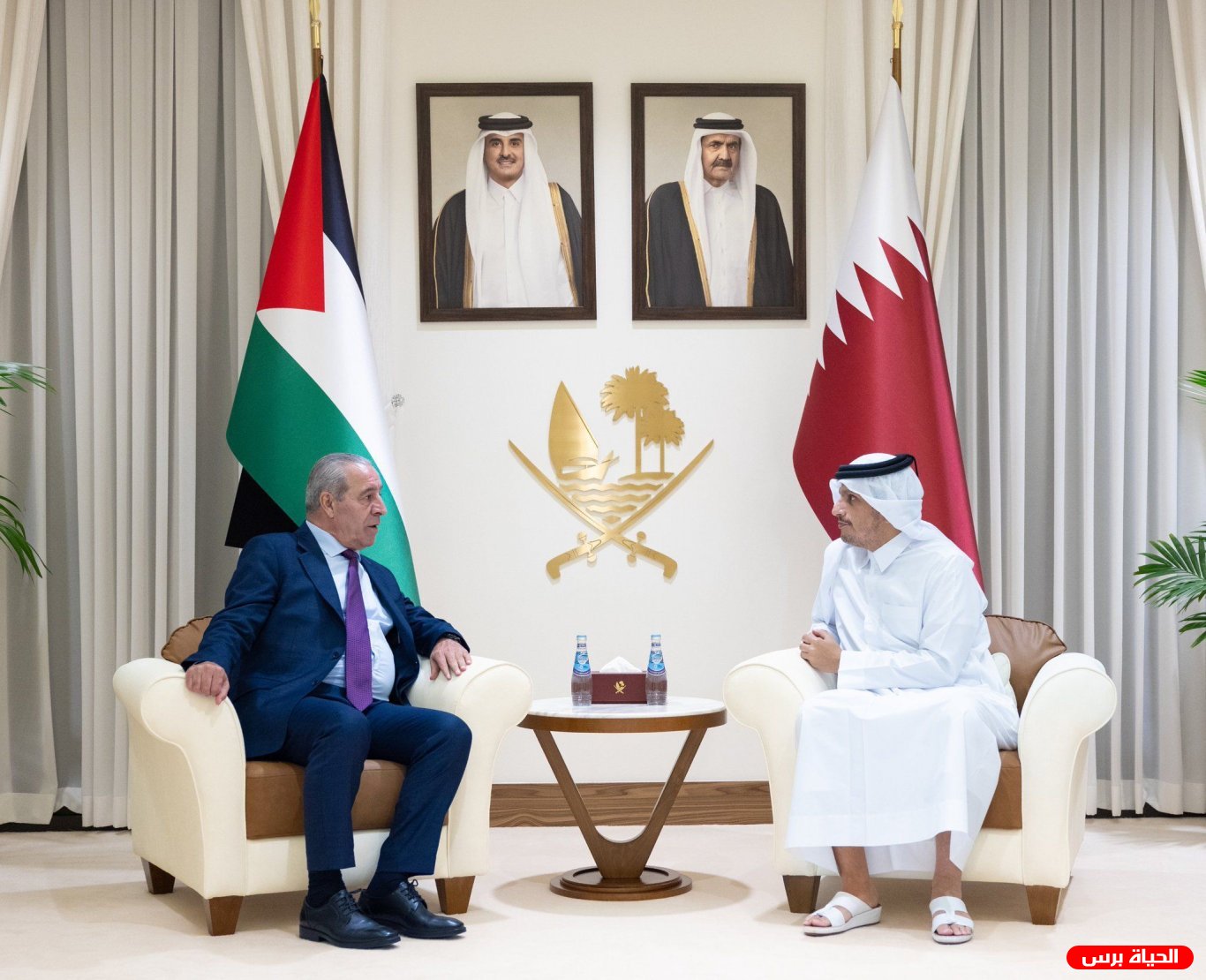 الشيخ يبحث مع رئيس الوزراء القطري مجموعة من القضايا المشتركة 