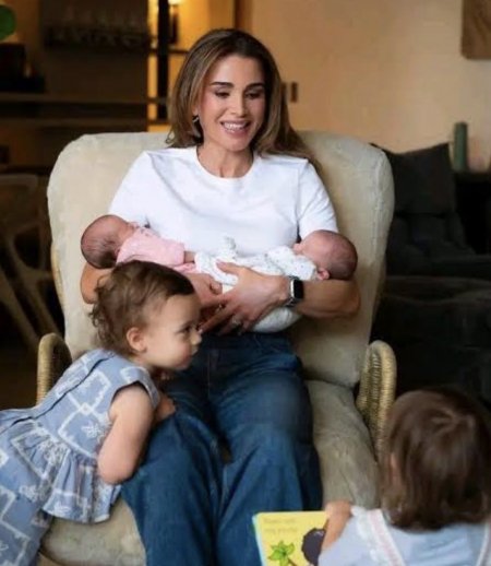 الملكة رانيا تحتفل بعيد ميلادها الـ56.. ظهور عائلي جديد مع حفيداتها