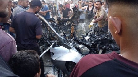 شهيدان بينهما طفلة في قصف للاحتلال استهدف مركبة مدنية غرب غزة