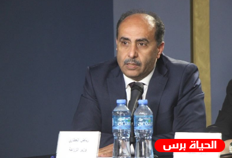 العطاري : الحكومة تسعى لحل إشكاليات ملف أضرار قطاع الدواجن في غزة