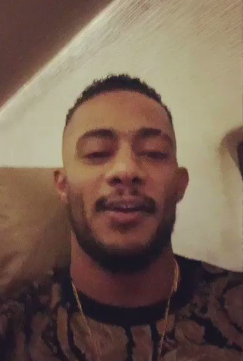 فيديو : محمد رمضان يقود طائرة متجهاً للسعودية