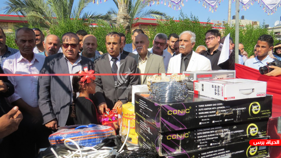 جمعية التأهيل في النصيرات تسلم 10 مشاريع صغيرة لذوي الإعاقة