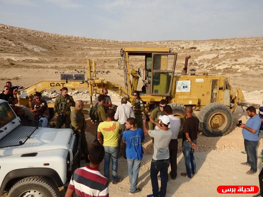 الاحتلال يستولي على معدات زراعية جنوب غرب بيت لحم