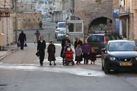 Settlers start work on settler-only road southwest of Nablus
