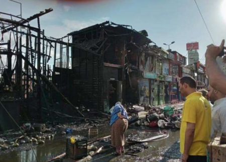 حريق الاسكندرية يدمر أكشاك الباعة في محطة مصر