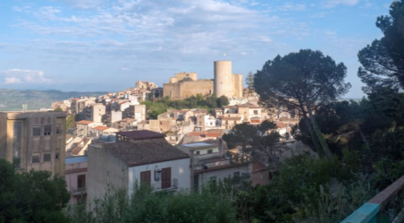 إيطاليا: عرض منازل أثرية في صقلية للبيع مقابل " 1 يورو " فقط