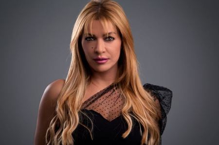 سوزان نجار تغادر بلاط صاحبة الجلالة لتعيش أجواء المهرجانات