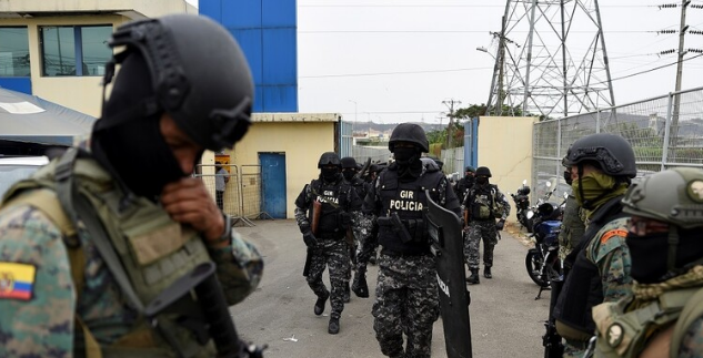 اندلاع اشتباكات دامية في سجن بالاكوادور راح ضحيتها 118 شخصاً