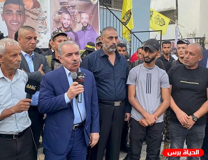 رئيس الوزراء يقدم واجب العزاء بشهداء جنين ومخيمها أبو التين وضبايا وتركمان