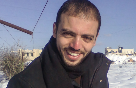 الاحتلال يمدد اعتقال الأسير خليل عواودة