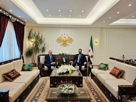 السفير الأسعد يلتقي القائم بأعمال سفارة سوريا في لبنان