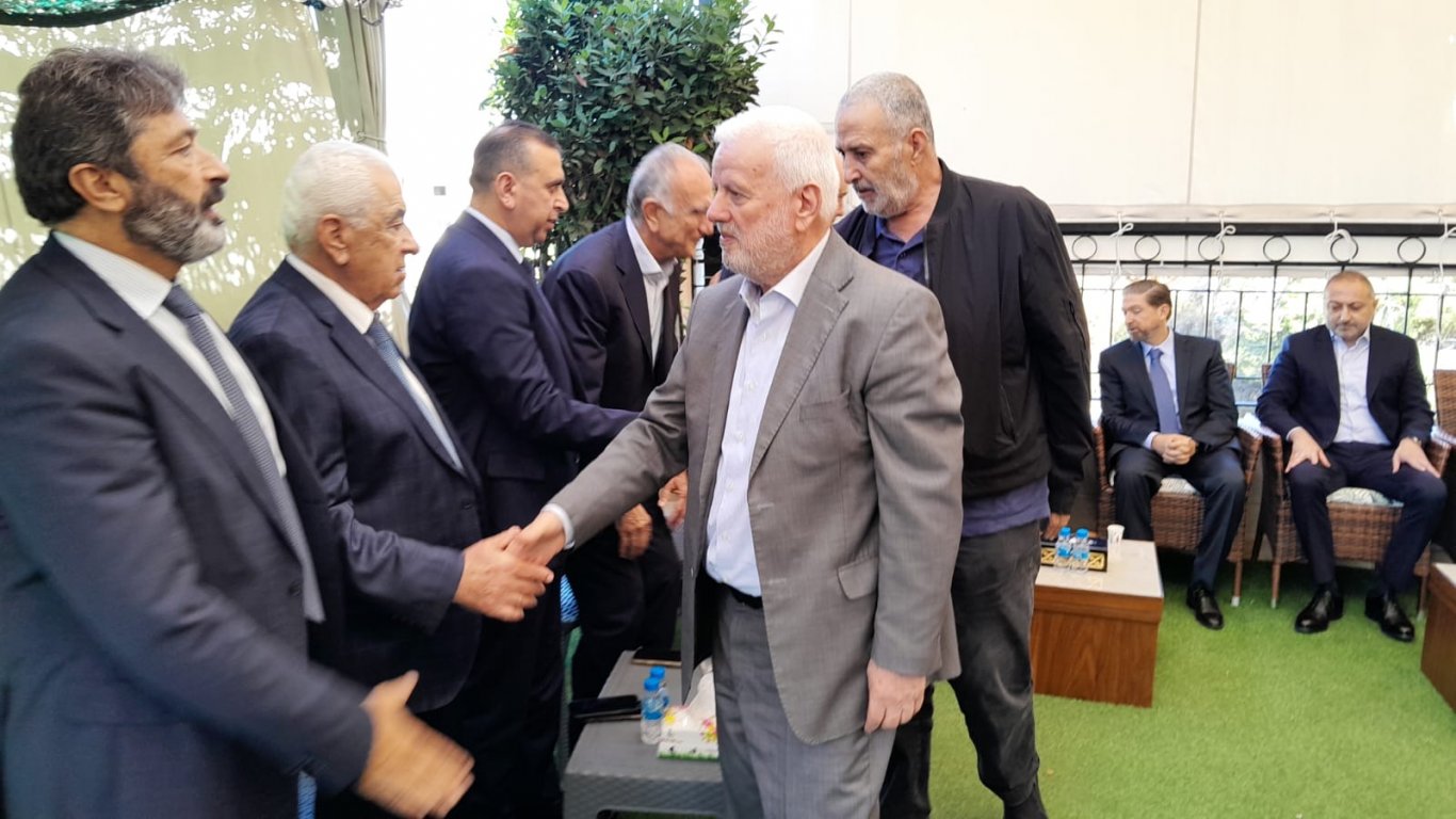 ابو العردات يعزي بالراحل أحمد دنش