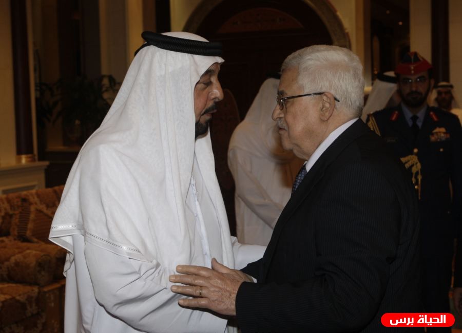 الرئيس عباس يعزي رئيس دولة الإمارات برحيل شقيقه