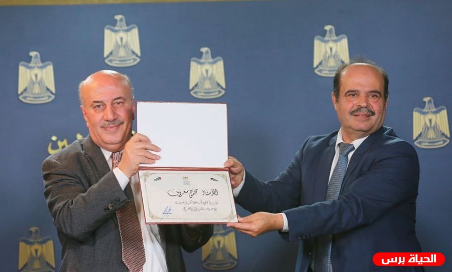  الإعلام تكرم مدير مكتب صحيفة القدس العربي بالرباط