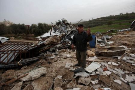 Israel orders stop on construction of four houses east of Bethlehem