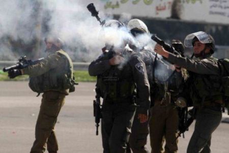 Israeli forces injure Palestinian workers near Jenin 