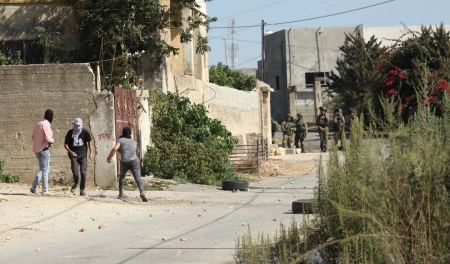 Four injured, one seriously, as occupation forces attack weekly Kafr Qaddum protest