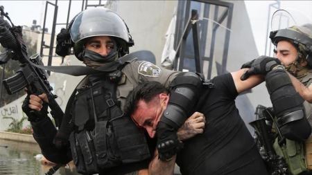 Israeli forces detain 11 Palestinians from West Bank