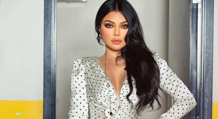 هيفاء وهبي تهدد من يحاربون صفحاتها
