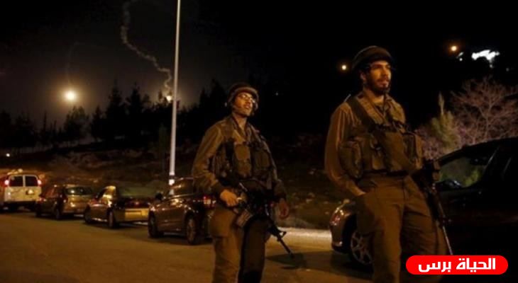 الاحتلال يعيق حركة المواطنين على حاجز عسكري جنوب جنين