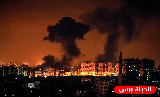 غزة الان عاجل : الاحتلال يشن عدة غارات على قطاع غزة