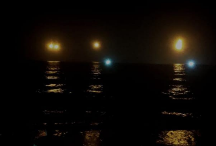 قوات الاحتلال تستهدف مراكب الصيادين شمالاً 