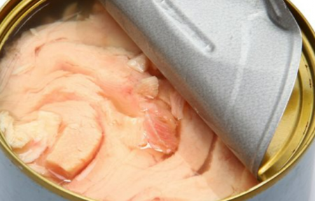 هيئة الغذاء والدواء السعودية توضح حقيقة التونة المعلبة