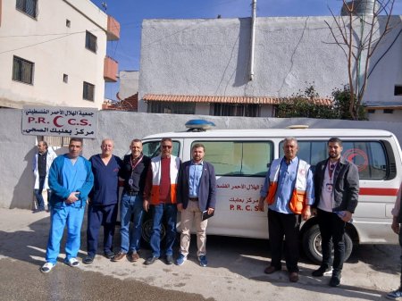 وفد من اللجنة الدولية للصليب الأحمر يزور مراكز جمعية الهلال الأحمر الفلسطيني في البقاع