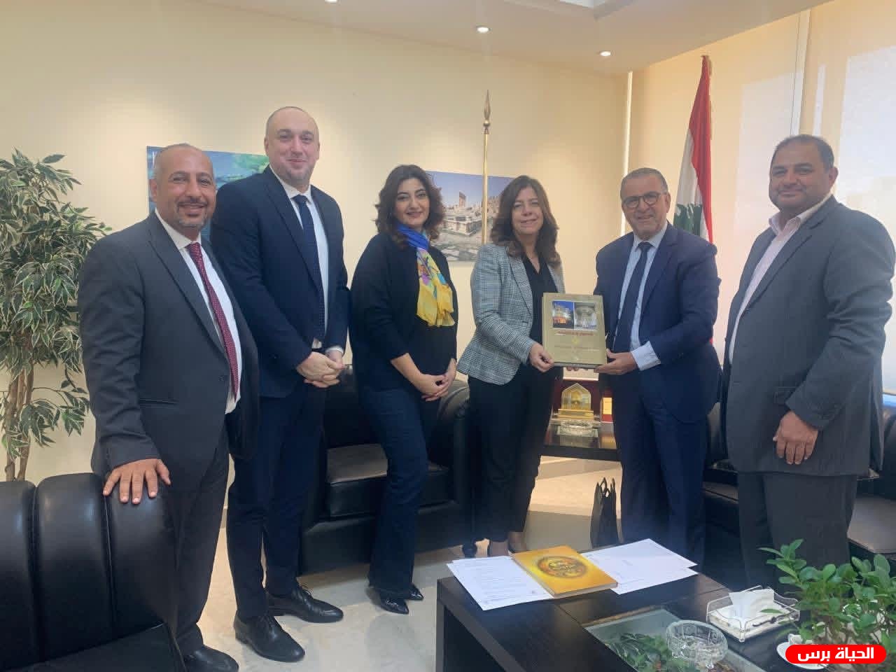 وزيرة الشباب والرياضة تستقبل رئيس وأعضاء المجلس الإداري لجمعية المقاصد في صيدا