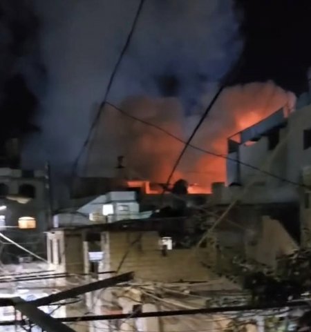 اضراب في عين الحلوة واقفال المدارس في صيدا حدادا على ارواح شهداء مجزرة عين الحلوة واجتماع موسع لفعاليات المدينة في دار الافتاء 