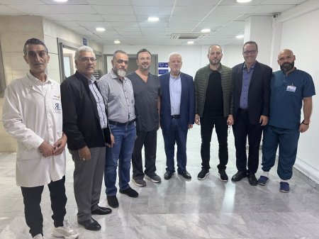 قيادة فصائل منظمة التحرير الفلسطينية في لبنان تزور جرحى العدوان الصهيوني على مخيم عين الحلوة