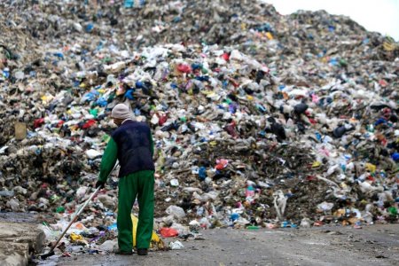 تحديات الاستثمار العام في القطاعين البيئي والصحي في صيدا - بقلم لينا مياسي