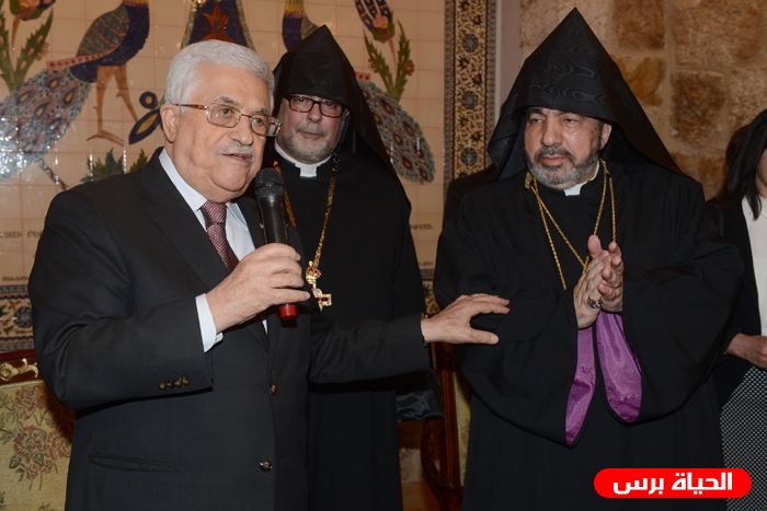 الرئيس يهنئ أبناء شعبنا وقادة وملوك وزعماء دول العالم بأعياد الميلاد