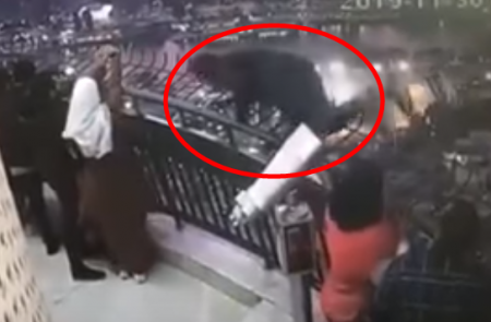 فيديو .. برج القاهرة يشهد إنتحار شاب أمام الكاميرات والحاضرين