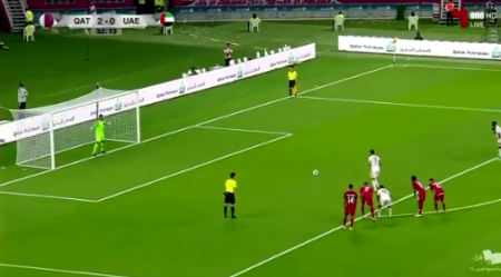 قطر ضد الامارات .. تقدم قطر بهدفين مقابل هدف في الشوط الأول بمنافسات خليجي 24