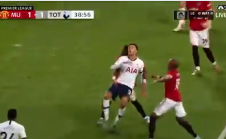 مانشستر يونايتد ضد توتنهام .. يونايتد يحسم المواجهة بهدفين