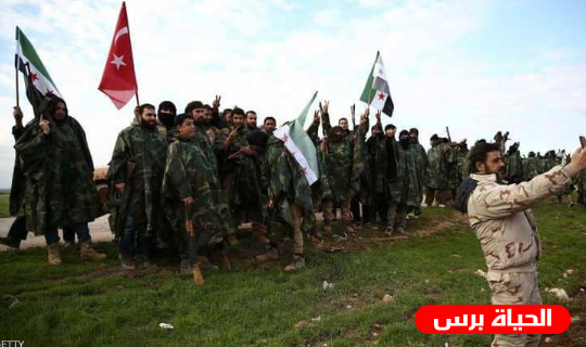 صحيفة : تركيا تجهز مسلحين سوريين للقتال في ليبيا براتب 2000 دولار شهرياً